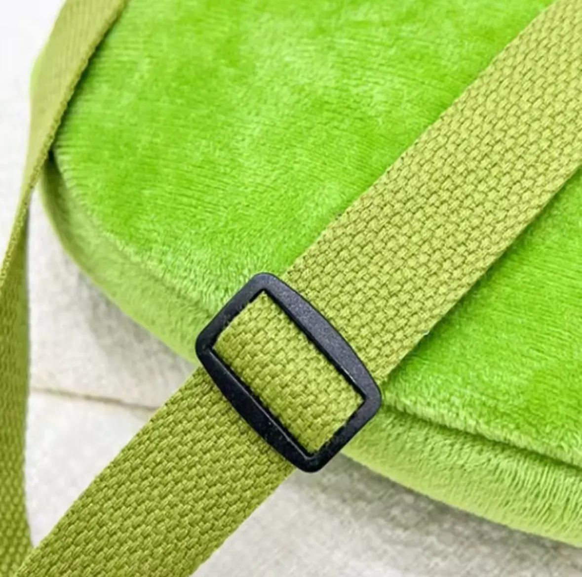 Mini Gigi Bag - peluche rana Gigi di adottaungigi.it, idea regalo speciale per famiglie e coppie